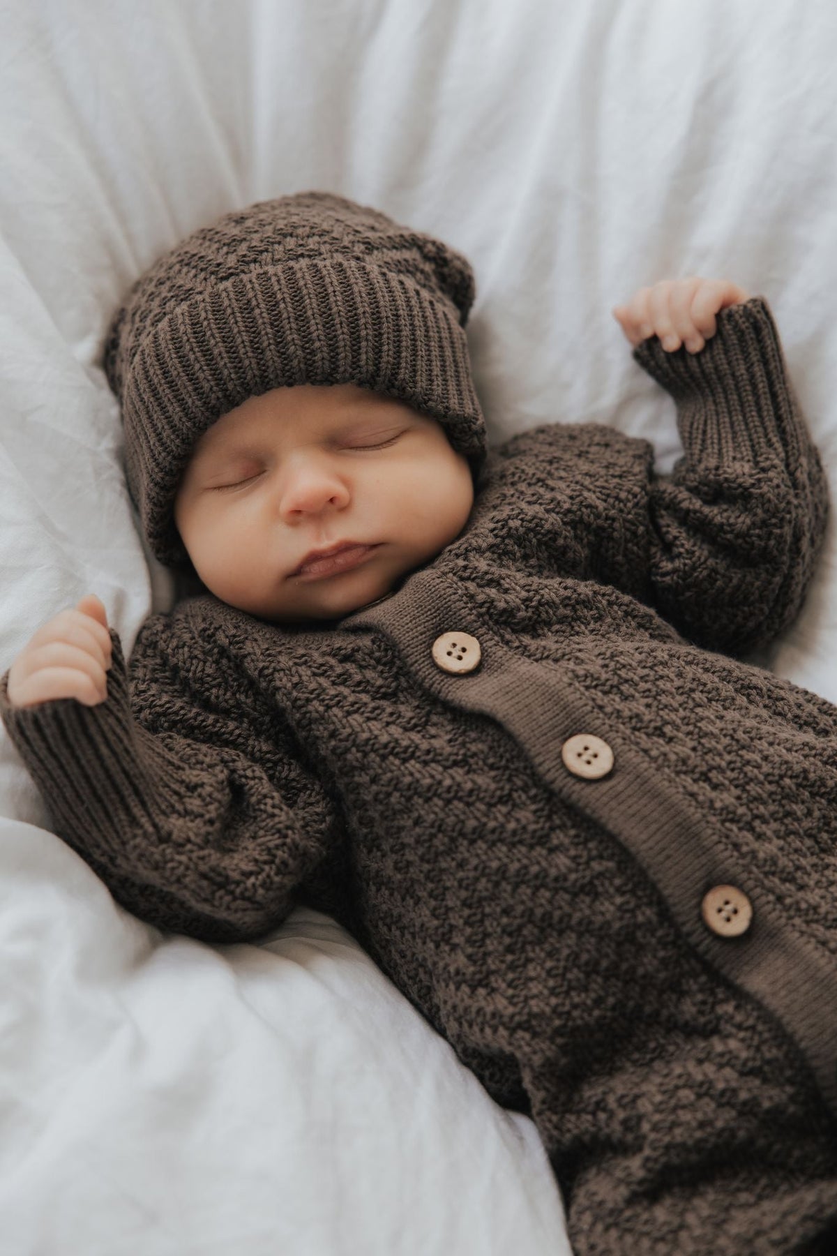 Muts Nomi | Truffle Brown